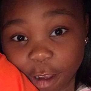 Meet your Posher, Tanikious