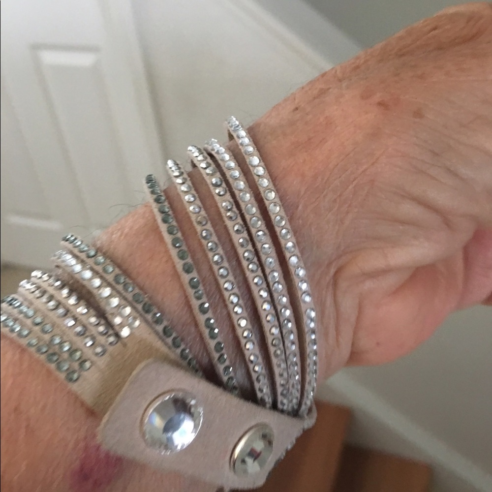 🎉HP🎉Rhinestone bracelet - Picture 2 of 4