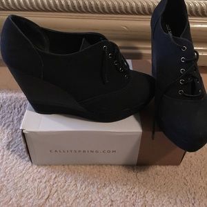 Black lace up Wedges