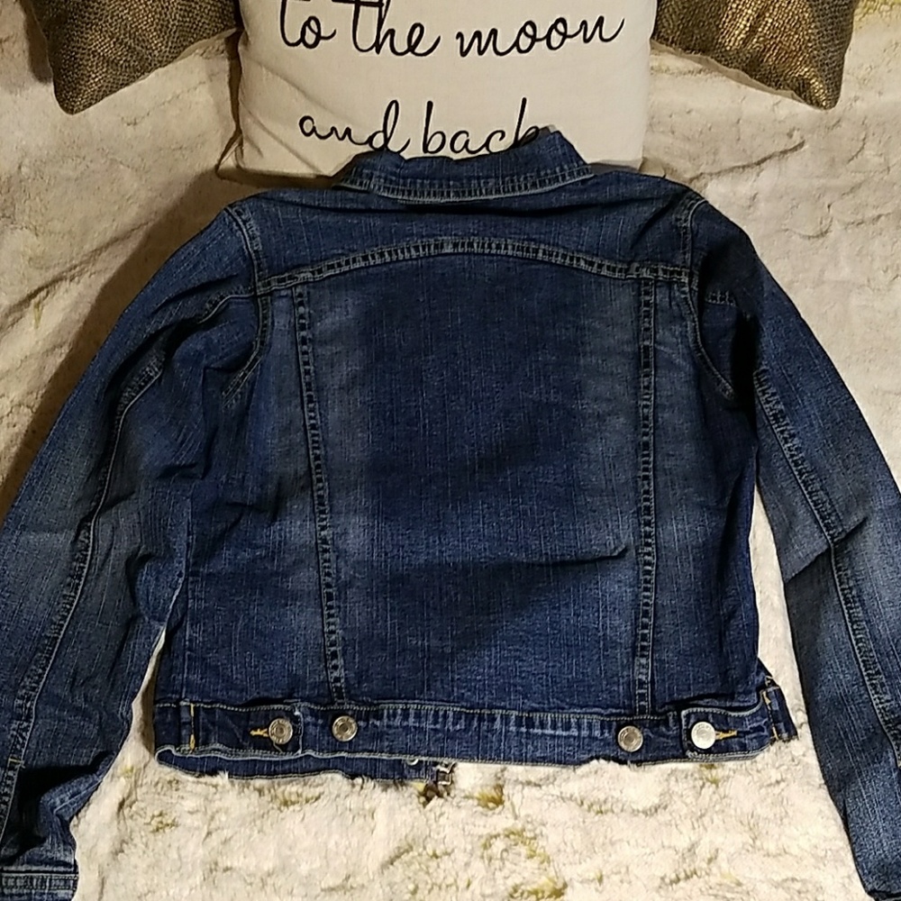 Cropped Jean Jacket - Picture 5 of 5