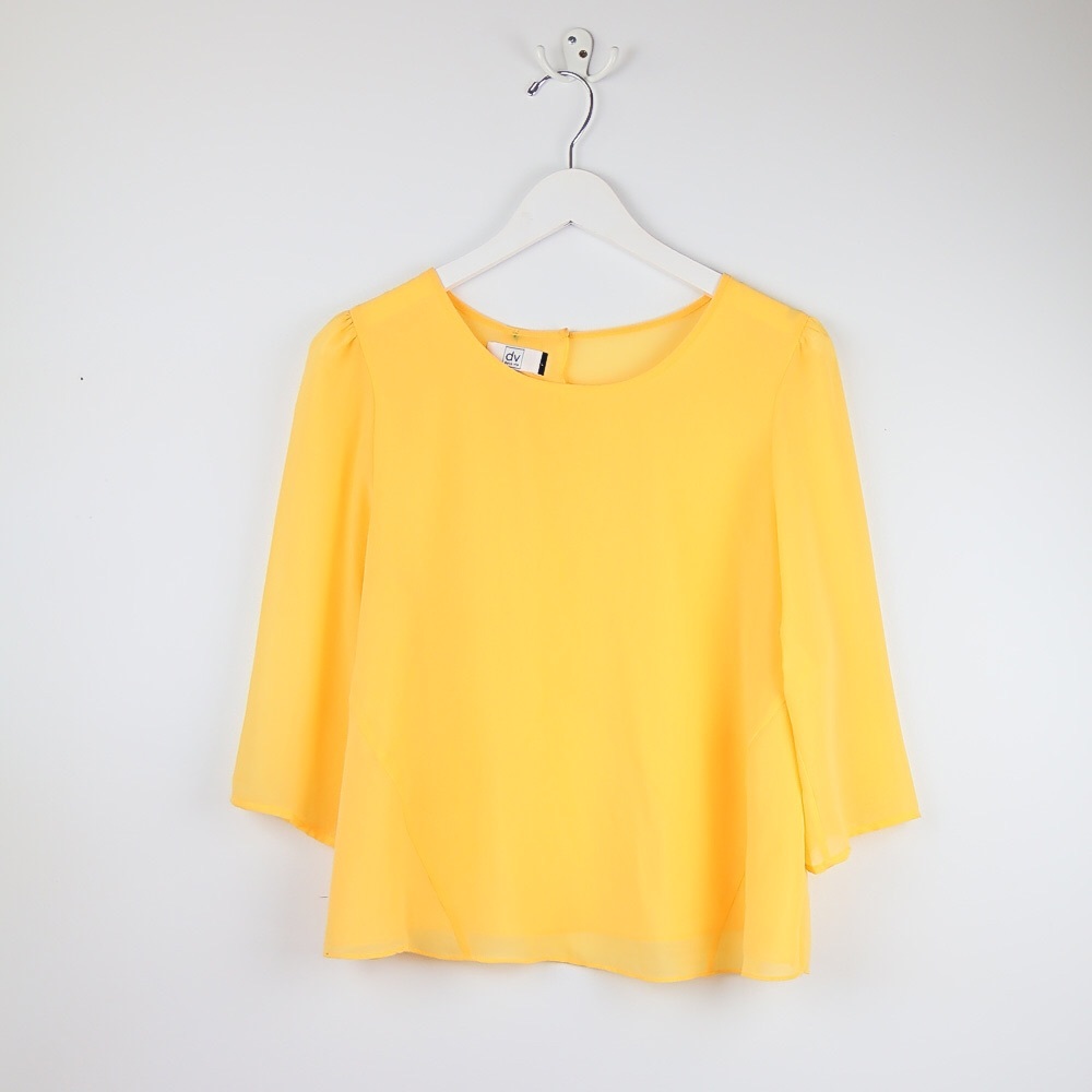 DV DOLCE VITA Open Back Blouse