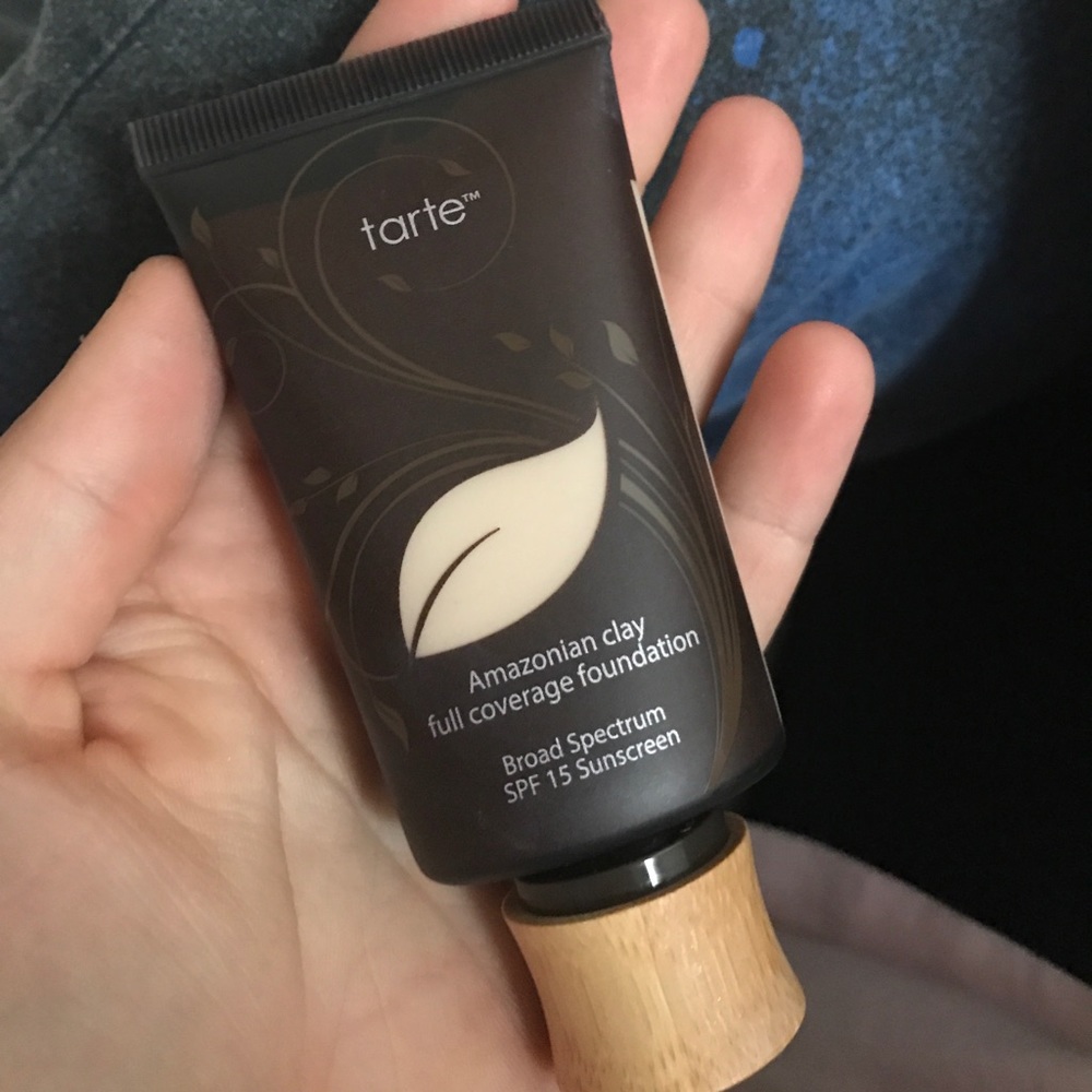Tarte Amazonian Clay Foundation