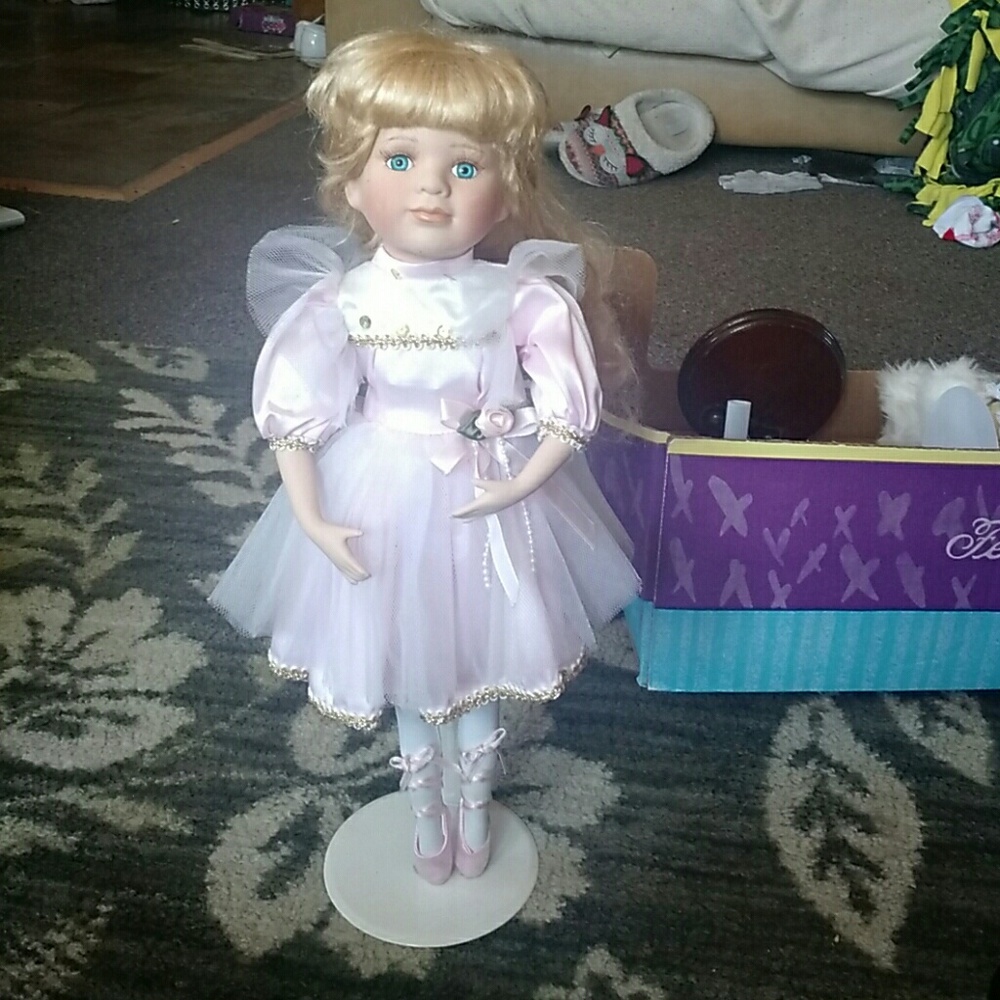 Dancer doll