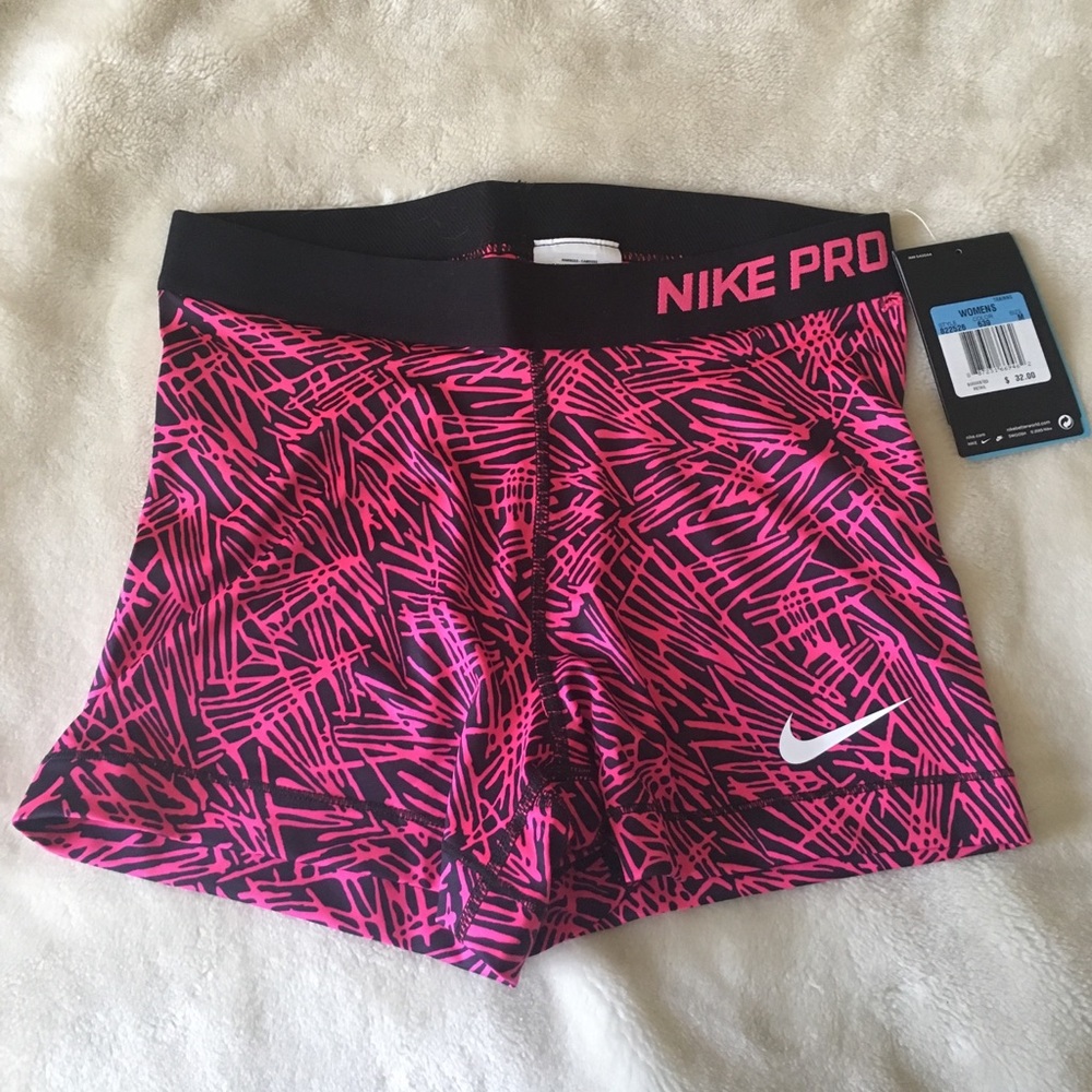 NWT Nike Pro Shorts, Size M