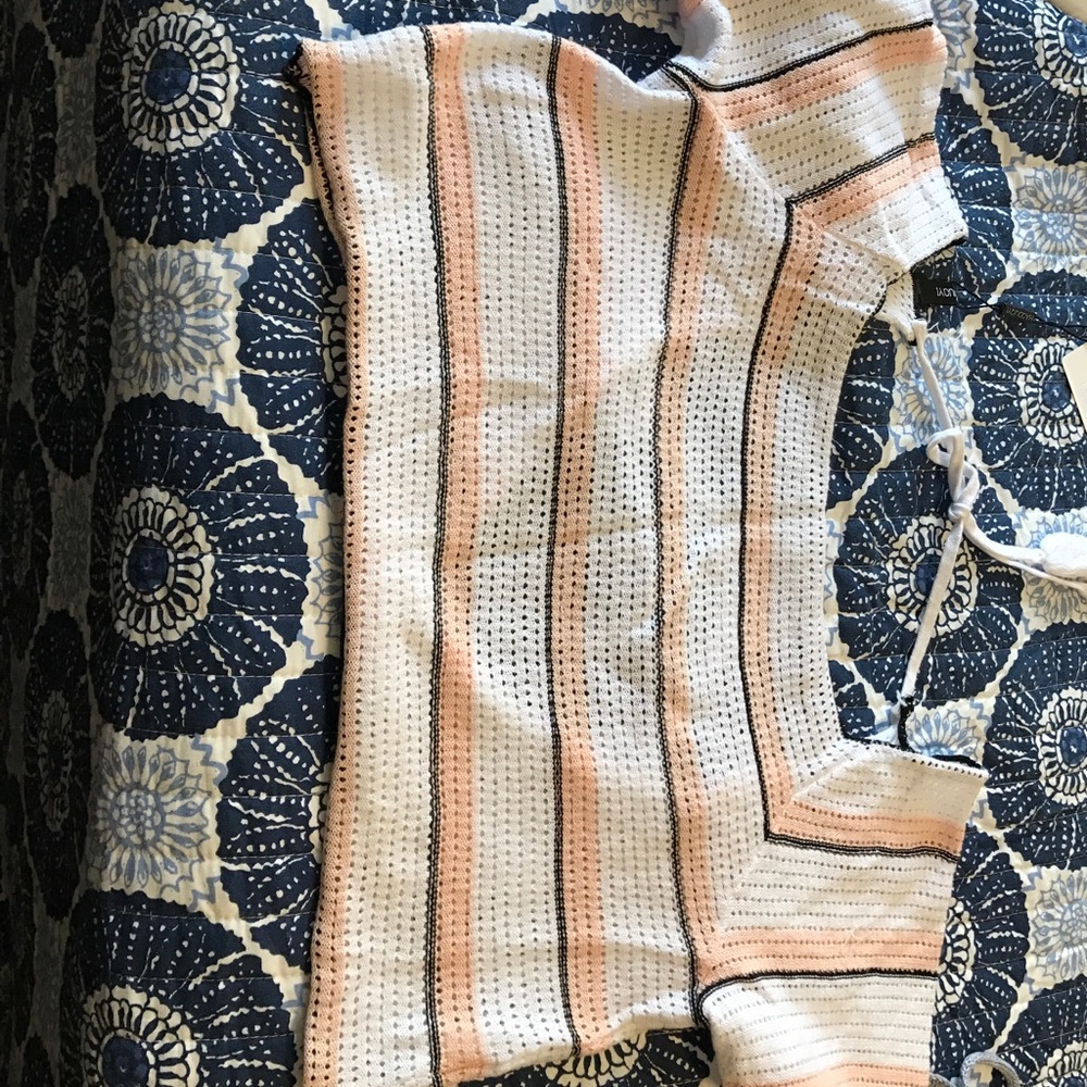 Sweater crop top