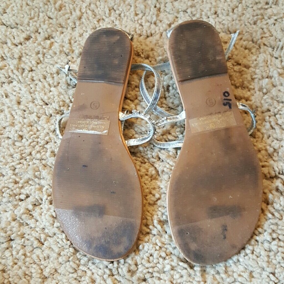 Sandals - Picture 3 of 4