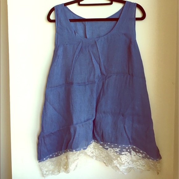 Vintage Tops - Lace trim top