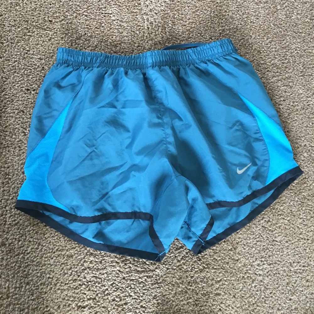 Nike running shorts XS