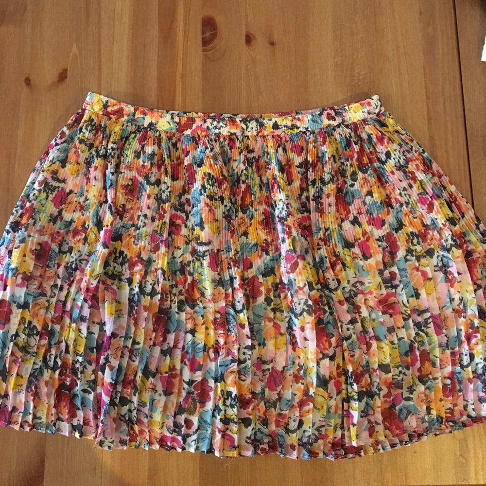 BCBG floral skirt