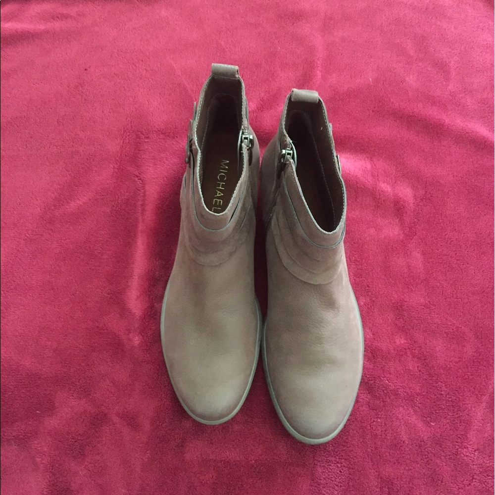 **NEW** Ladies Michael by Michael Shannon Boots