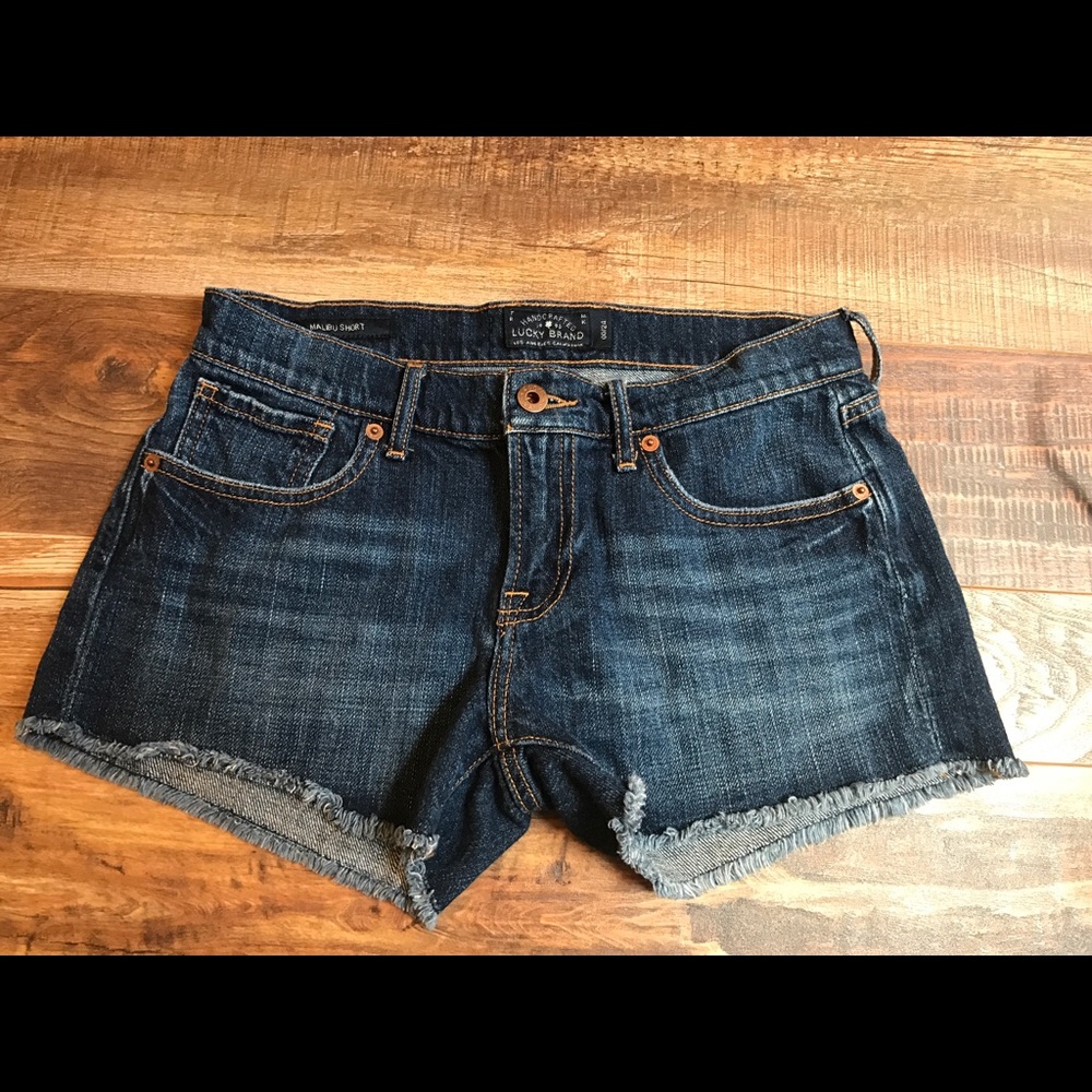 Lucky Brand Malibu Short sz 24 🦄 like new!
