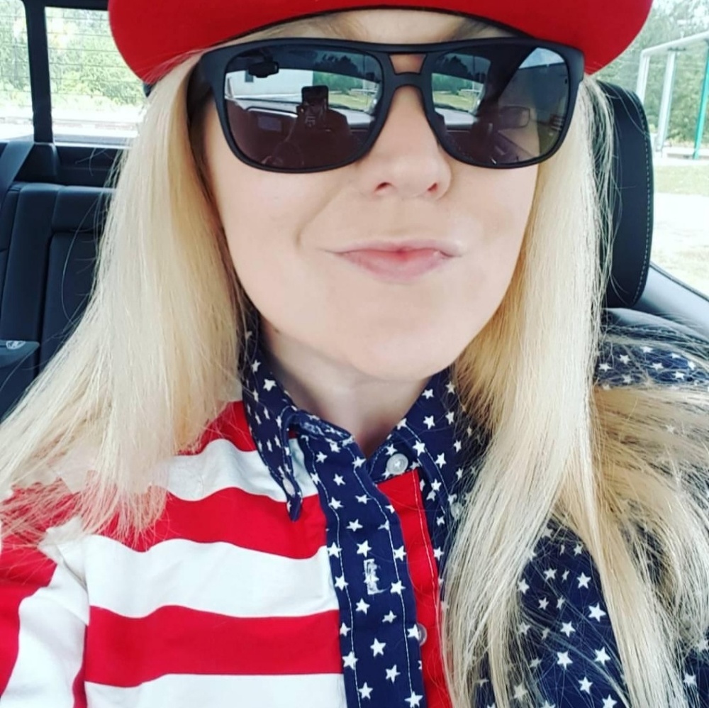 Meet your Posher, LowKeyFire