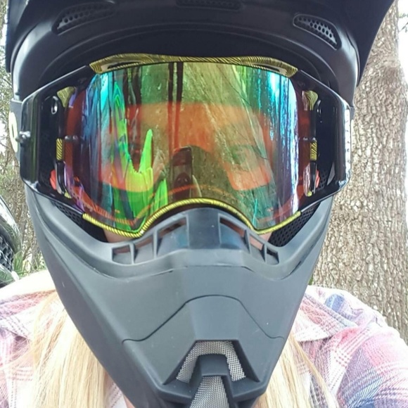 Meet your Posher, LowKeyFire - Picture 6 of 8