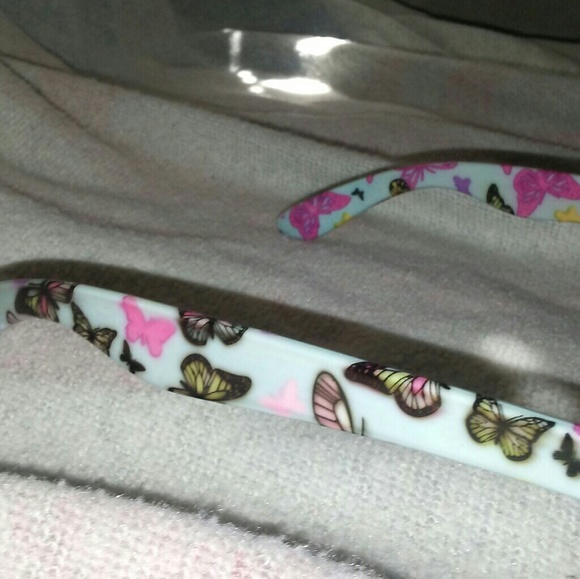 Free with $20 purchase - Picture 4 of 4