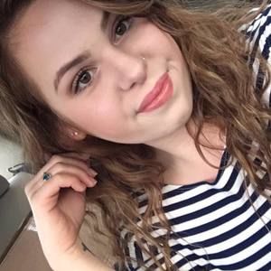 Meet your Posher, Briana