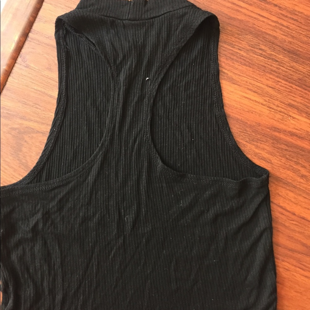 Turtle Neck Crop Top - Picture 3 of 3