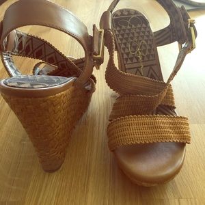 Jessica Simpson wedges