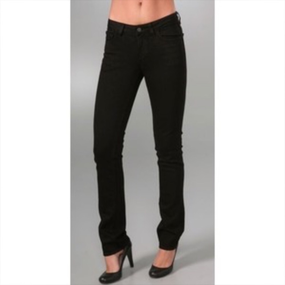 Size 25 J Brand ink curvy fit cigarette leg