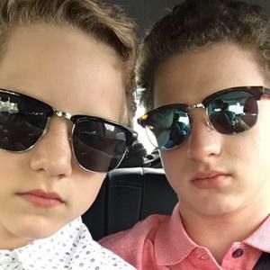 Meet your Posher, Eric