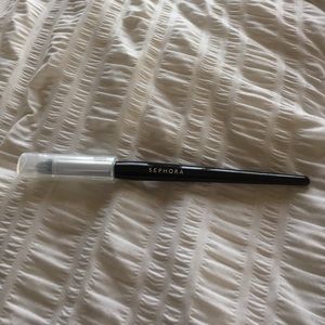 Pro Contour highlight brush