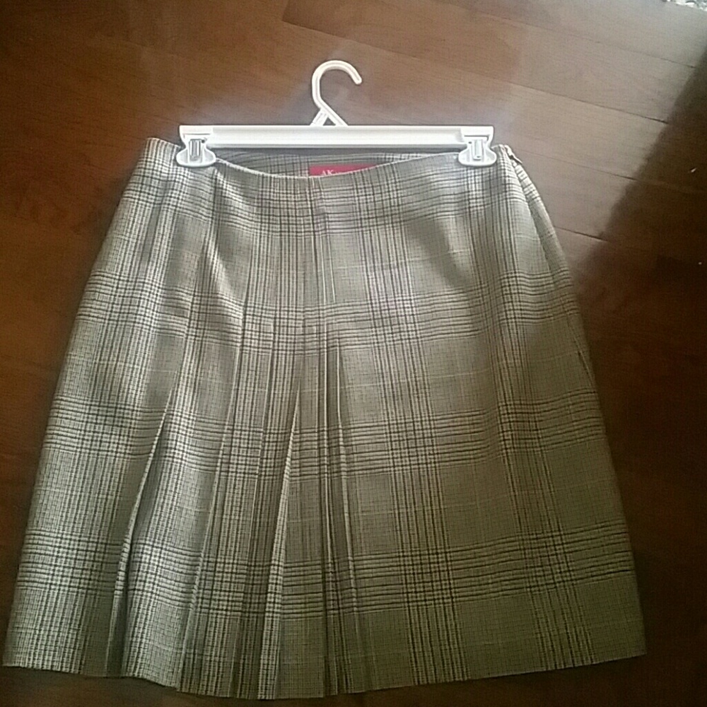 Plaid skirt