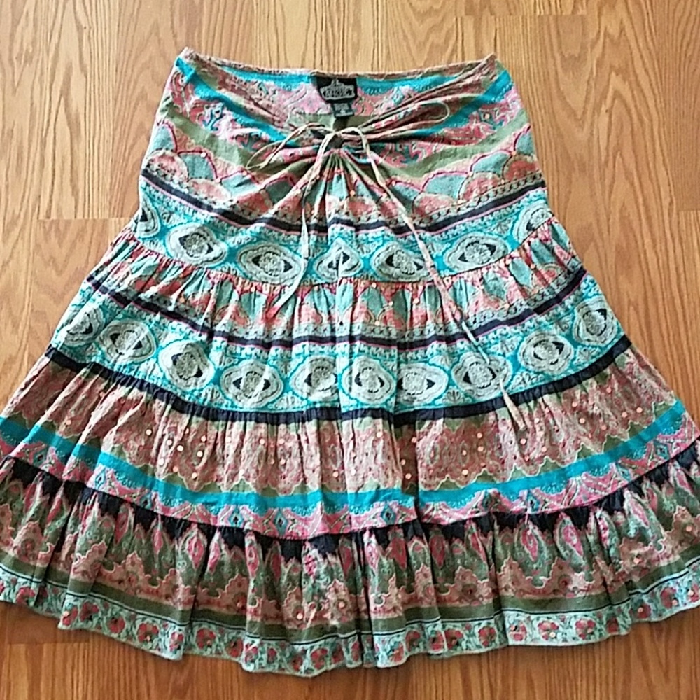 Patterned boho skirt