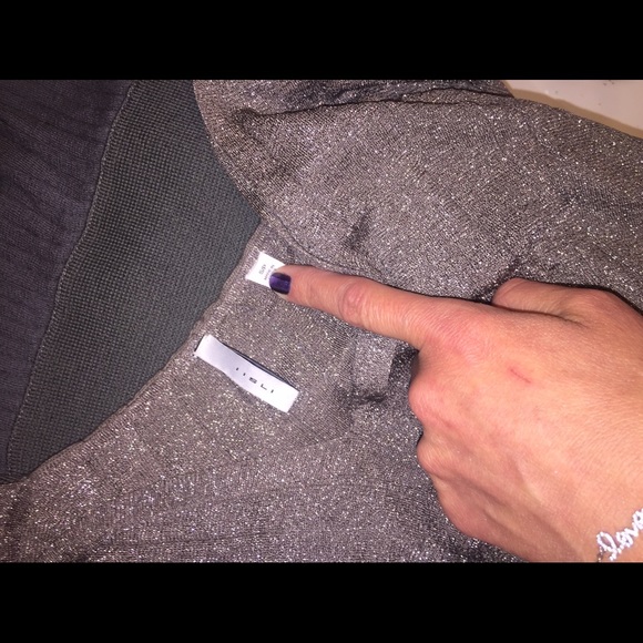 SALE🔥Metallic Upper w/ Pleated Pencil Detail👗NEW - Picture 3 of 4