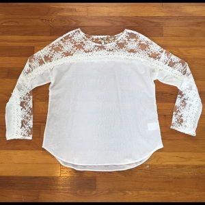 🎀KUT FROM THE KLOTH Elegant White Lace Top🎀