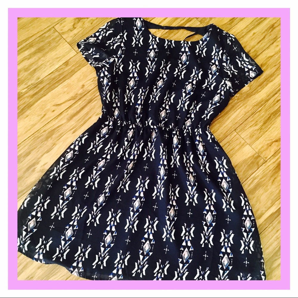 Adorable spring/summer dress...