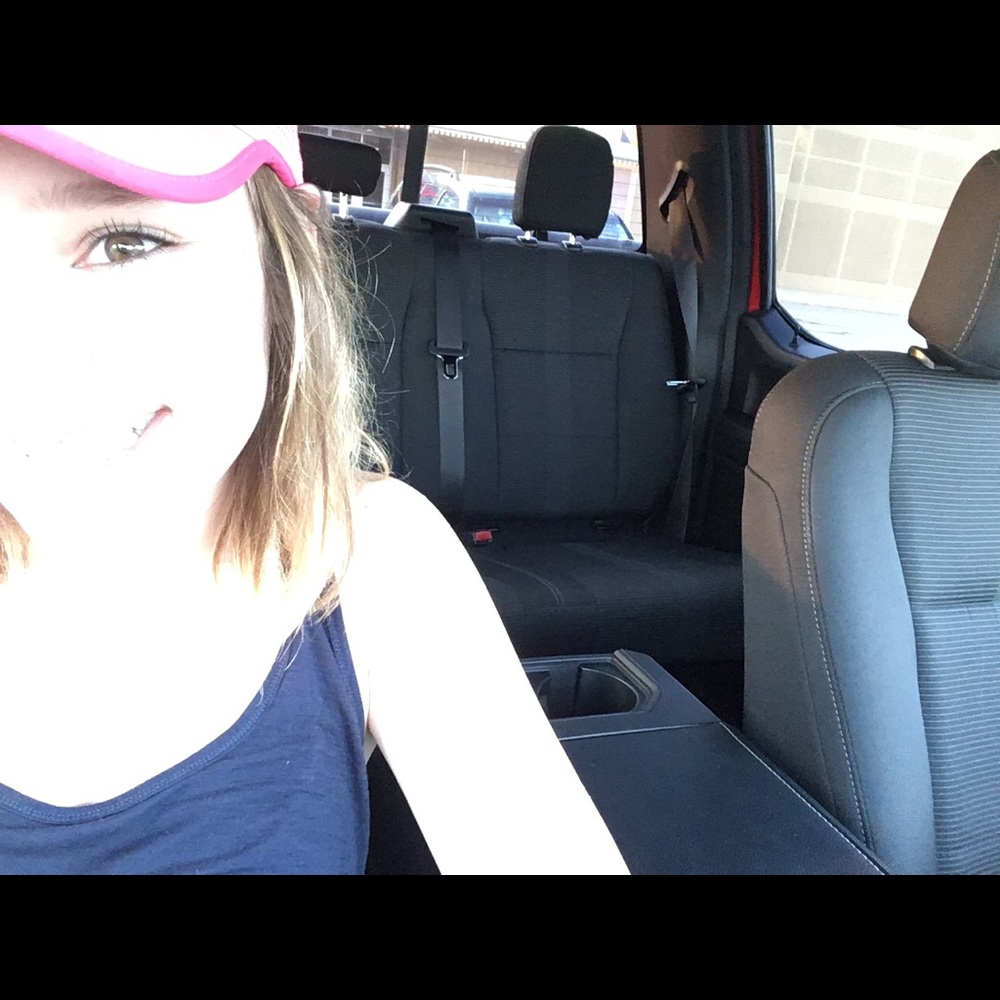 Meet your Posher, Hannah