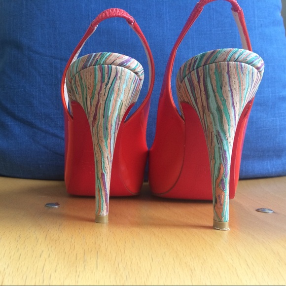 Authentic Christian Louboutin shoes!! - Picture 3 of 6