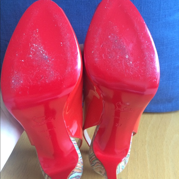 Authentic Christian Louboutin shoes!! - Picture 4 of 6