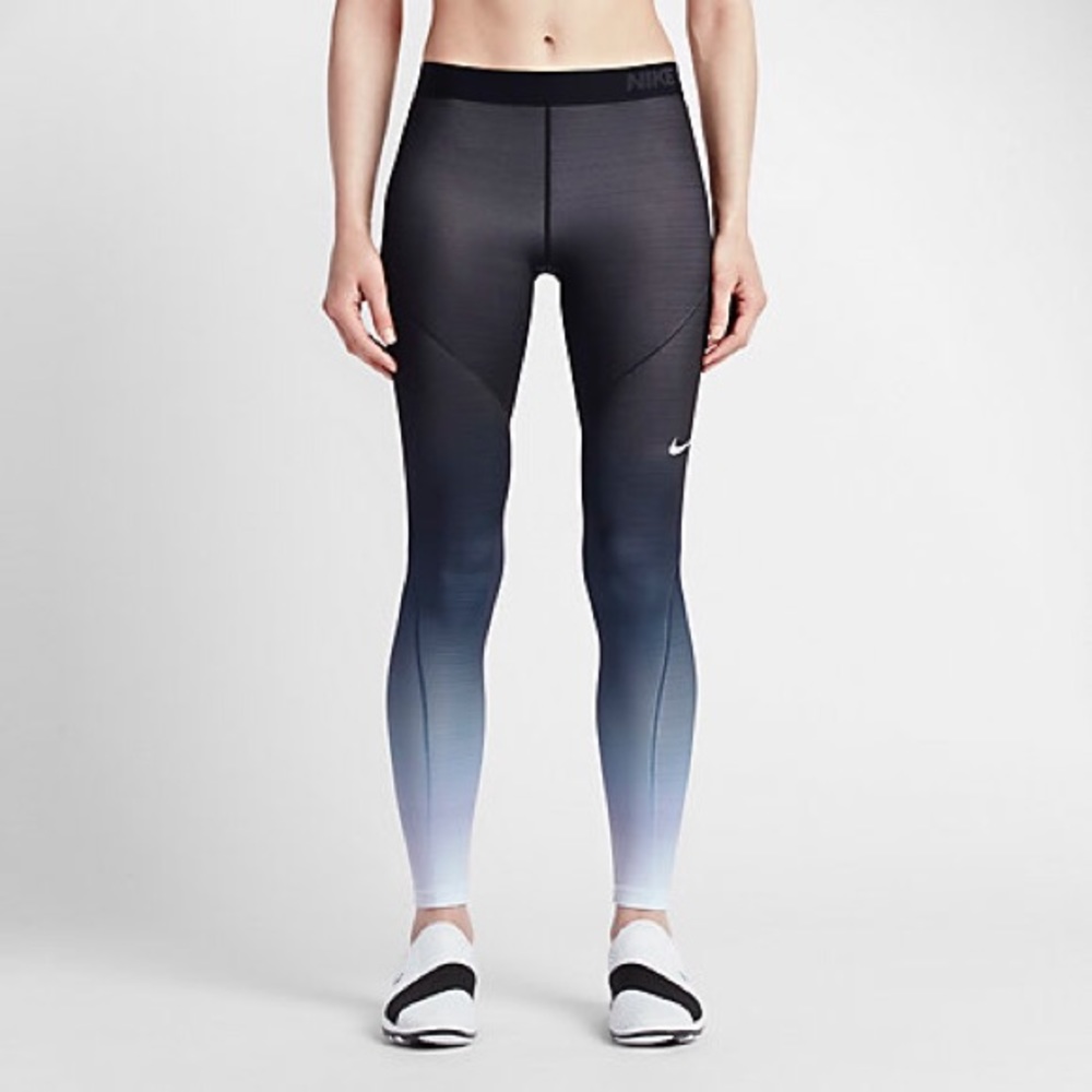 Nike pro hyperwarm ombré black and white leggings