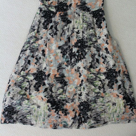 Pretty print dress - Picture 2 of 3