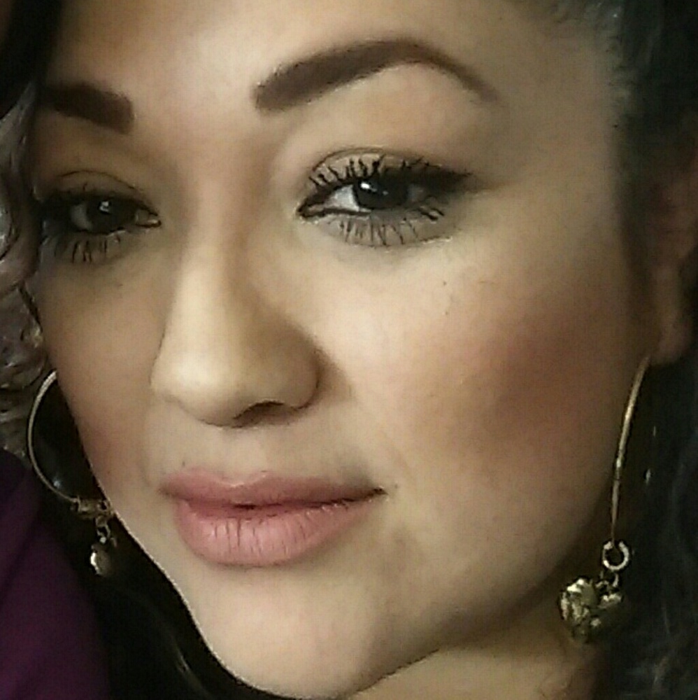 Meet your Posher, Felisiana