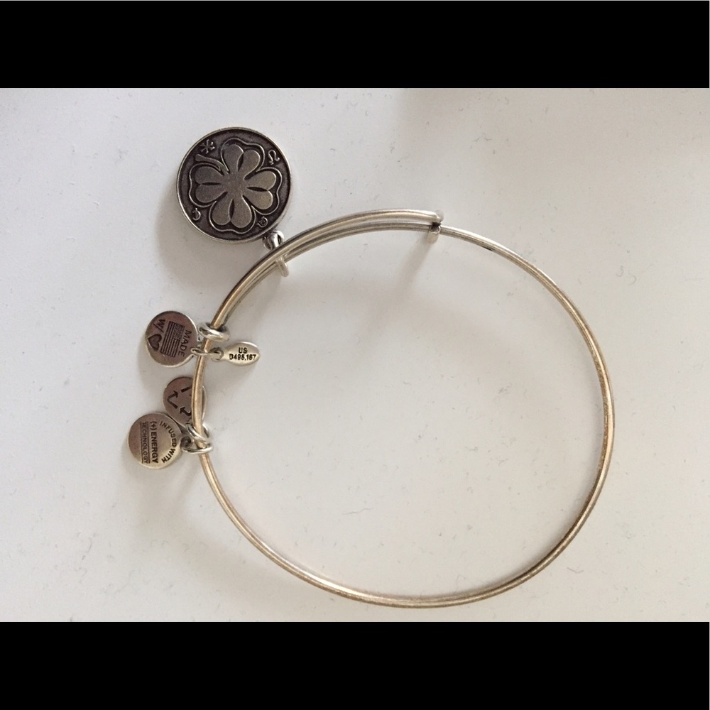 Alex & Ani bracelet. 🍀