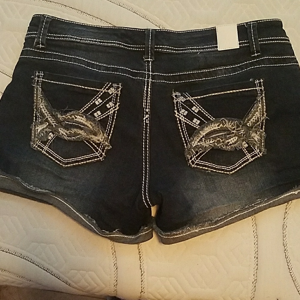 Maurices 5/6 shorts