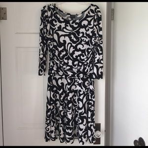 👗Black and White print dress👗