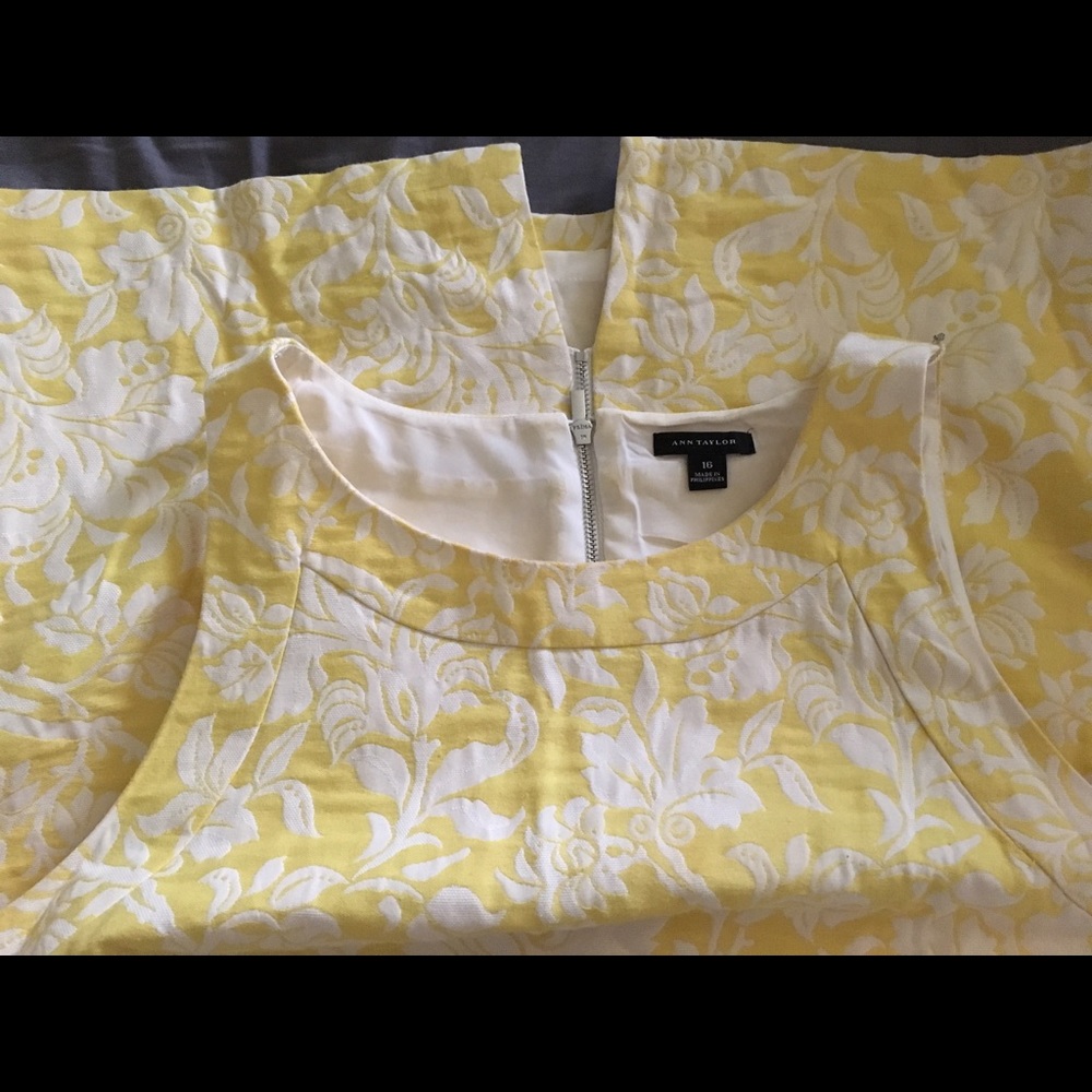 Yellow brocade Ann Taylor dress 16 cotton