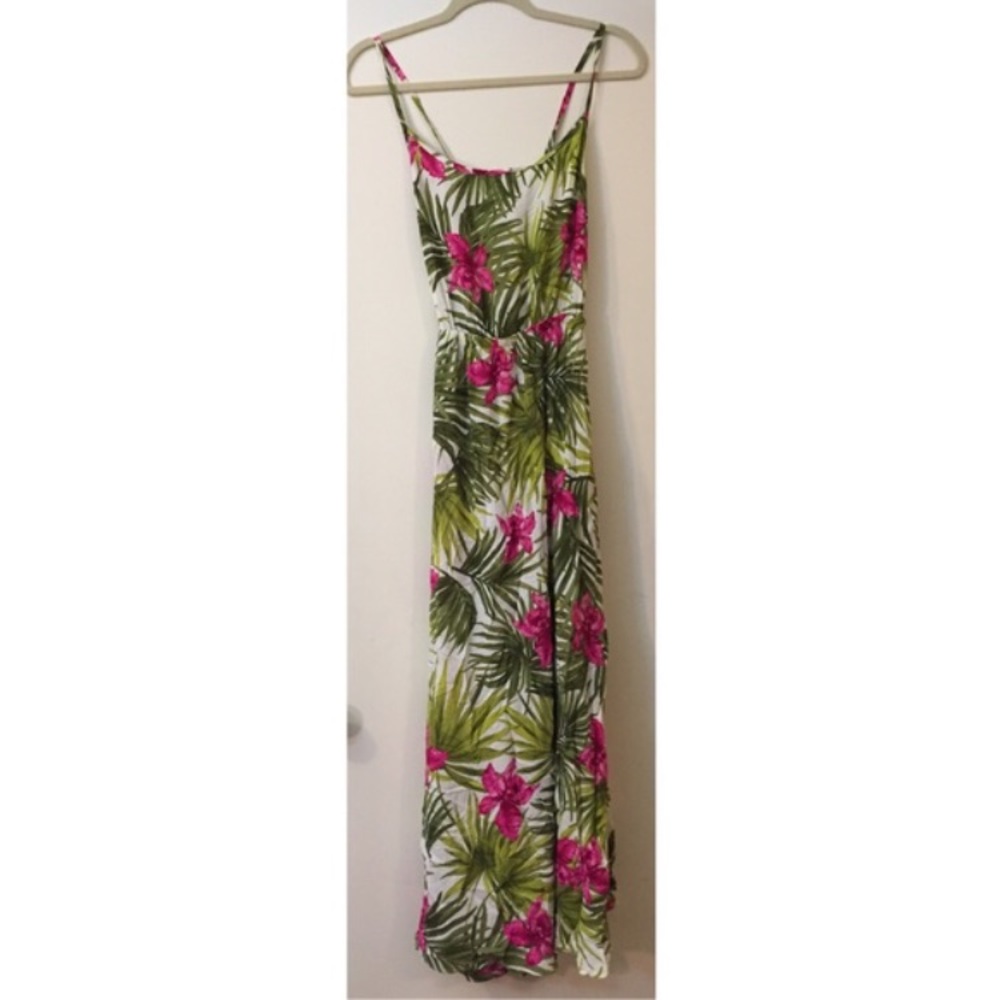 Brandy Melville Tropicsl Maxi dress