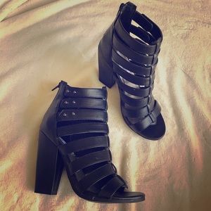 Steve Madden 'Petra' Sandals