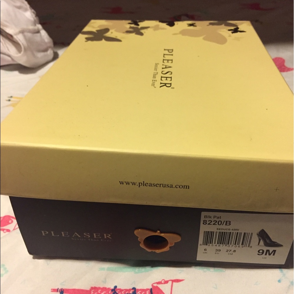 PLEASER 👠 - Picture 4 of 4