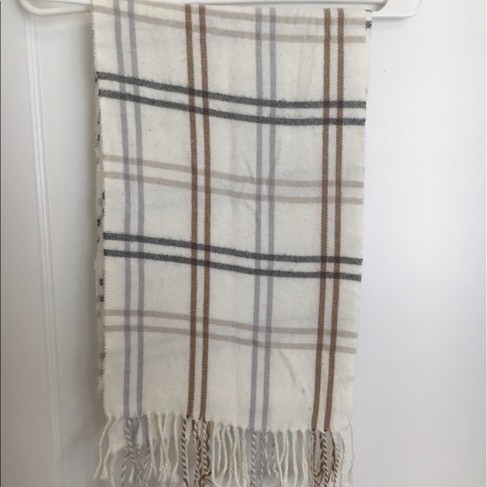 Beautiful neutral plaid scarf