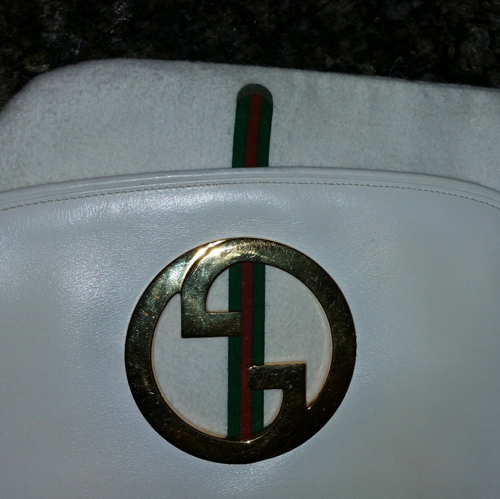 Clutch purse