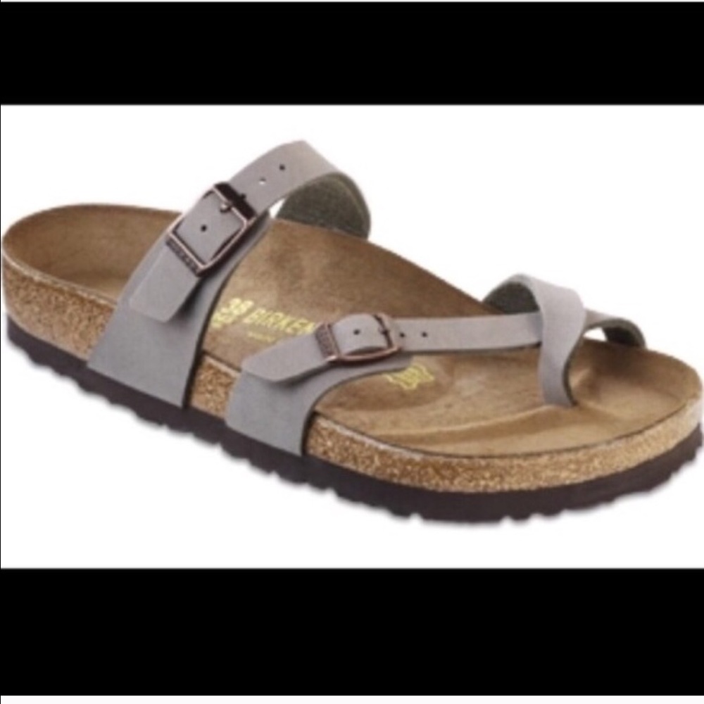 ISO Im need a pair of size 8 Mayari Birkenstocks!