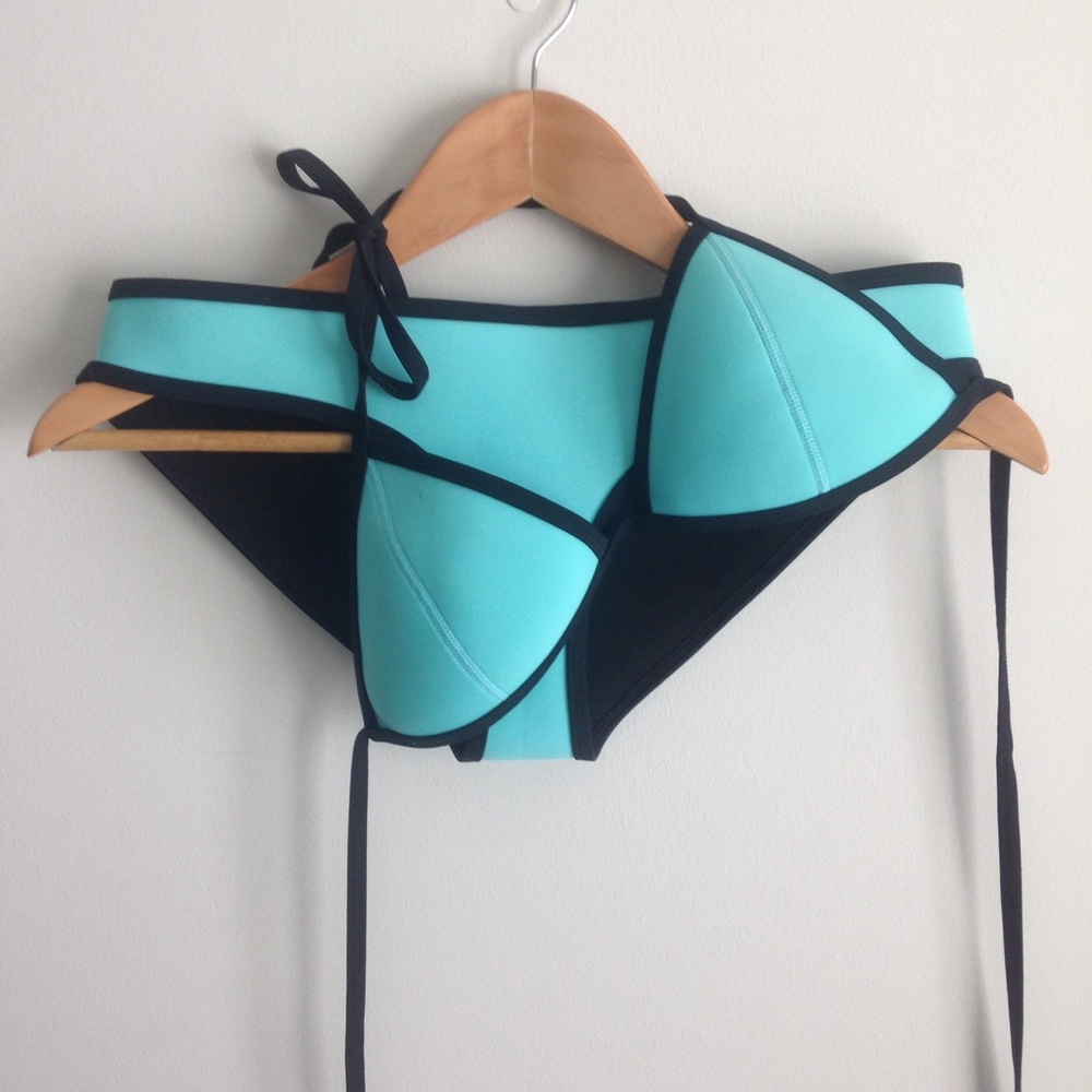 Chloe Triangl Bikini
