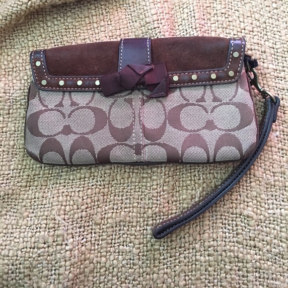 SOLD Authentic Coach Wristlet - Picture 4 of 8