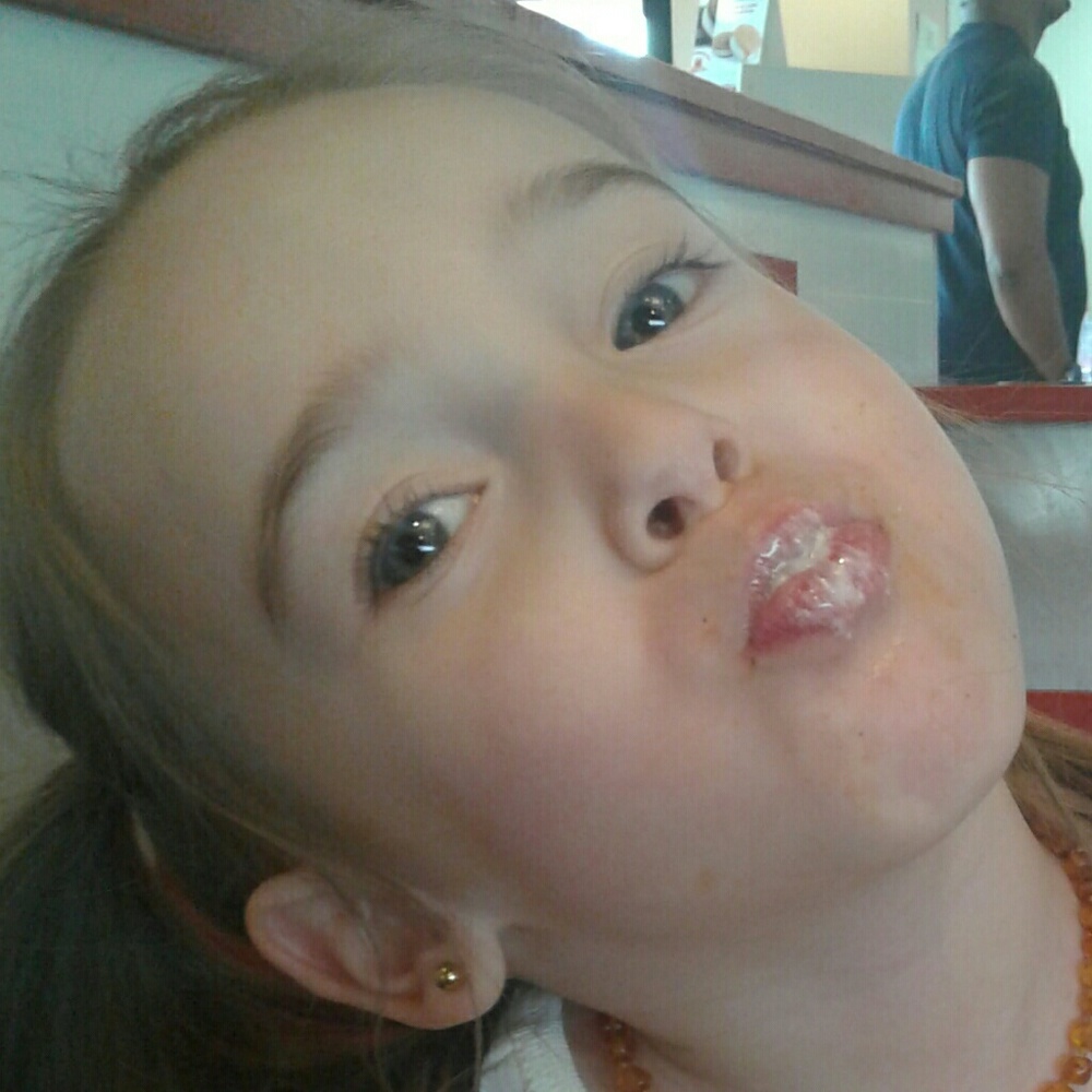 Meet your Posher, Angelique