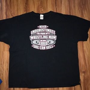 Women's 3xl wrestling mom graphic tee shirt black