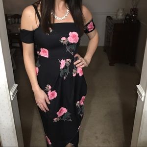 Small back dress with floral design NWT